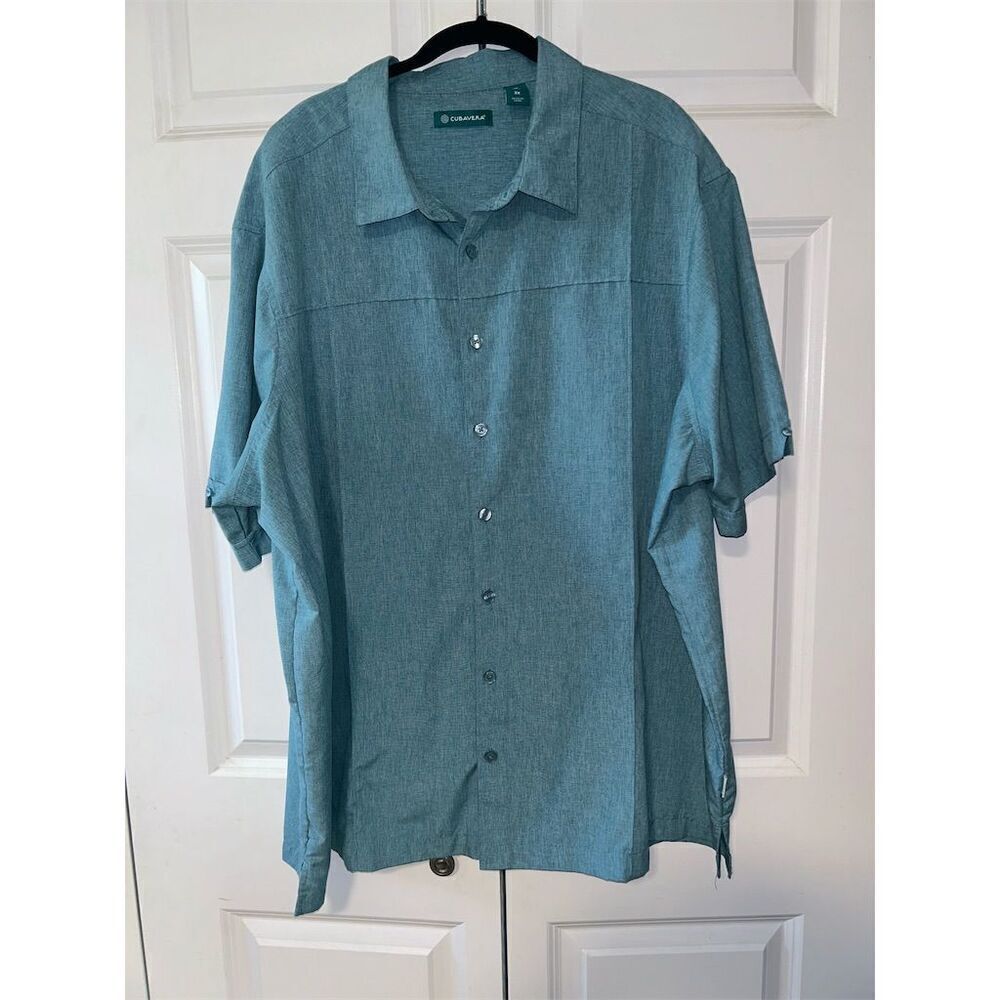 Cubavera Men's Short Sleeve Blue Chambray Button-Up Shirt Size M